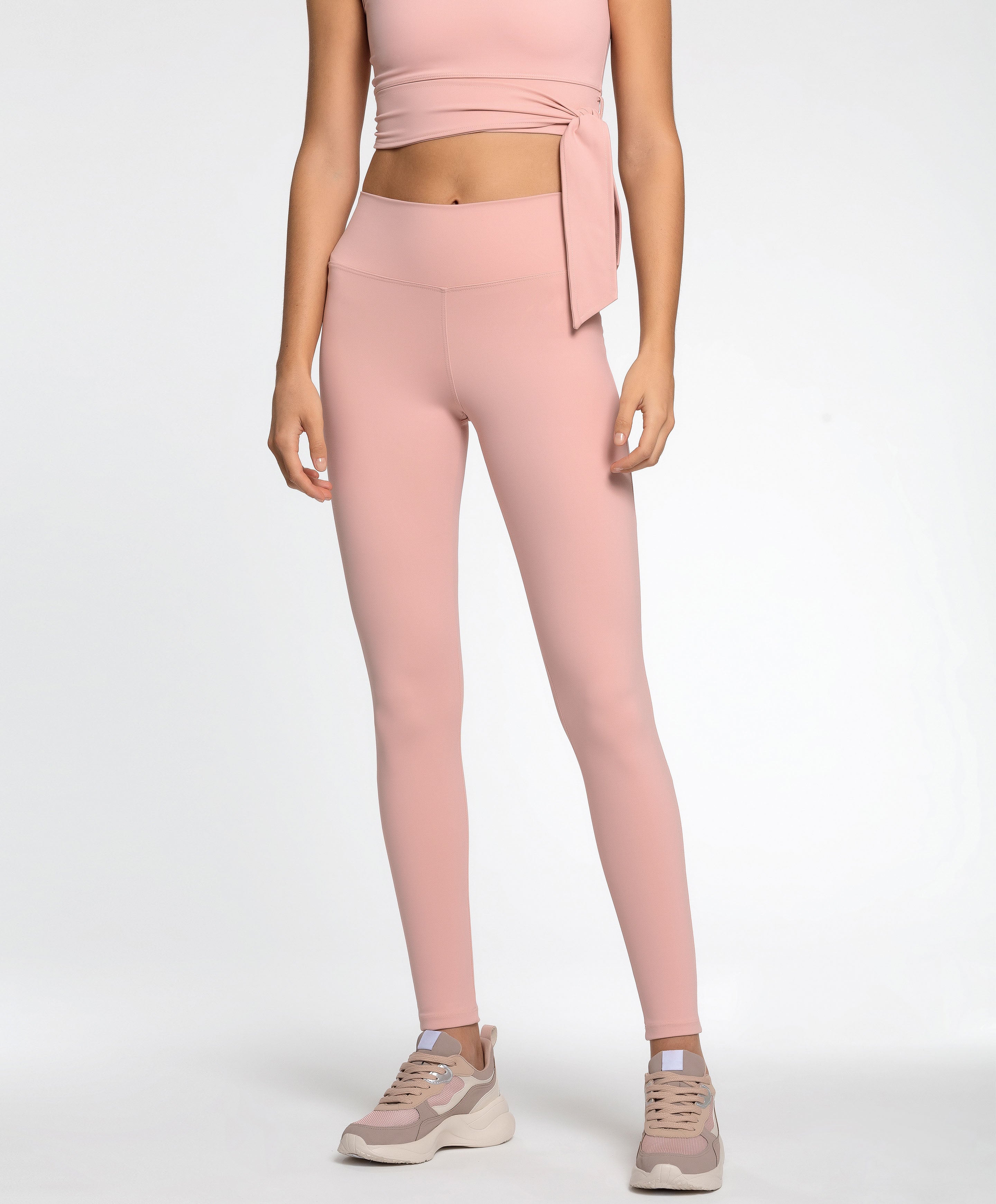 Best Plus-Size Workout Clothes From Amazon | POPSUGAR Fitness UK